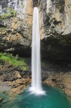 Waterfall on the Klausen Pass