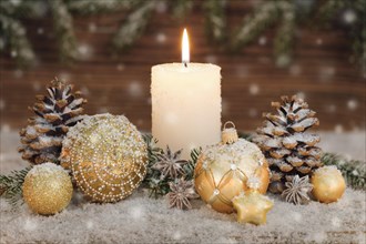 Natural Christmas decoration with candle