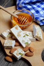 Nougat de Montelimar with almonds and honey