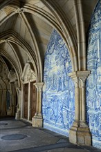 Cloister with wall tiles in the cathedral of Porto