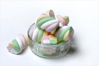 Marshmallows in glass bowl