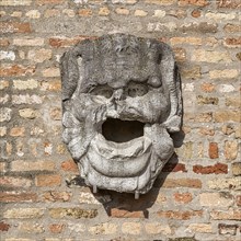 Old stone mask