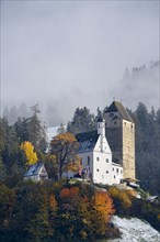 Freundsberg Castle in autumn