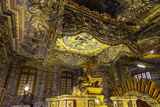 Decoration inside the Tomb of Kháº£i Dá»‹nh