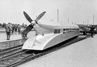 Rail Zeppelin