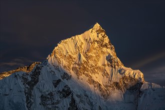View from Kala Patthar in the evening light on Nuptse west flank