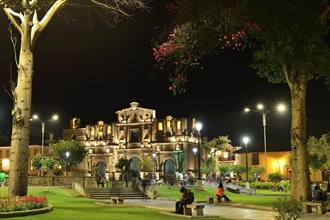 Plaza de Armas and Cathedral Catedral de Santa Catalina at night