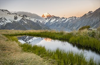 Mount Cook at sunset