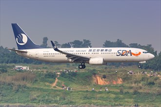 A Boeing 737-800 aircraft of SDA Shandong Airlines with registration number B-5453 at Chengdu Airport