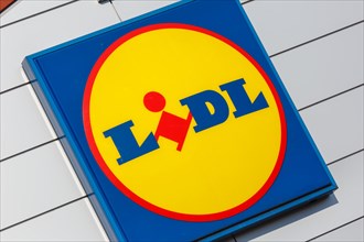 Lidl logo symbol sign supermarket store discount store