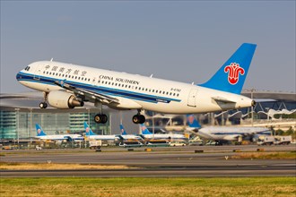 An Airbus A320 aircraft of China Southern Airlines with registration number B-6782 at Guangzhou Baiyun Airport