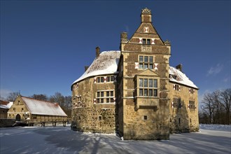 Vischering Castle in winter