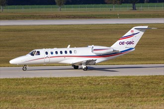 A Cessna 525B CitationJet 3 aircraft of Airlink with registration OE-GBC at Munich Airport