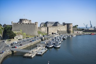 Naval port and fortress