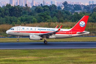 An Airbus A319 aircraft of Sichuan Airlines with registration number B-6453 at Chengdu airport