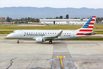 An Embraer ERJ 175 aircraft of American Eagle Compass Airlines with registration N219NN at San Jose Airport
