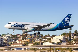 An Alaska Airlines Airbus A320 aircraft with registration number N641VA lands at San Diego Airport
