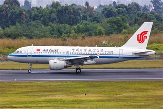 An Air China Airbus A319 aircraft with registration number B-6228 at Chengdu Airport