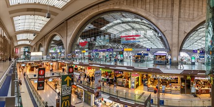 Train Station Hbf Deutsche Bahn DB Halle Shops Shops Panorama in Leipzig