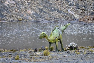 Life-size figures of dinosaurs at the highest site in the world