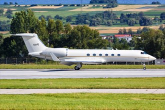 A Gulfstream C-37A aircraft of the United States Air Force USAF with registration number 01-0076 at Stuttgart Airport
