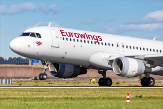 An Airbus A320 of Eurowings with the registration D-AEWW at Stuttgart Airport