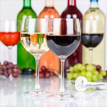 Wine red wine in glass grapes grapes square square