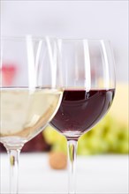Wine Glasses Wine Glasses White Wine Red Wine White Wine Grapes Upright