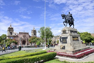 Plaza Mayor with monument General Sucre
