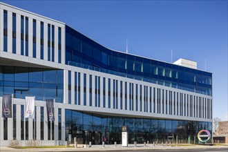 New construction of the corporate headquarters of the plastics group Covestro