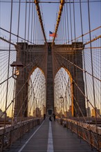 Brooklyn Bridge bei Sonnenaufgang
