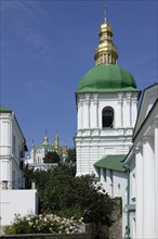 Refectory church seen from the Church of the Exaltation of the Holy Cross in the Lower Lavra