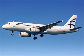 An Airbus A320 aircraft of Aegean Airlines with registration number SX-DGX lands at Heraklion airport