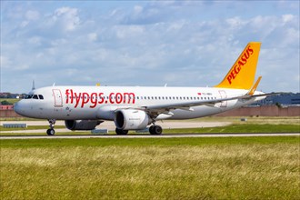 An Airbus A320neo of Pegasus Airlines with the registration TC-NBU at Stuttgart Airport