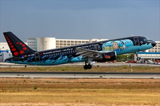 A Brussels Airlines Airbus A320 with the registration OO-SNB and the special livery Tintin takes off from Palma de Majorca Airport
