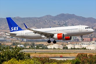 An Airbus A320neo of SAS Scandinavian Airlines with the registration EI-SIA lands at Malaga Airport