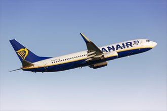 A Ryanair Boeing 737-800 with the registration EI-DLW takes off from Barcelona Airport