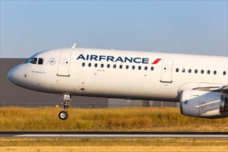An Air France Airbus A321 with registration number F-GMZD lands at Paris Orly Airport
