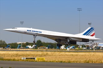 An Air France Concorde with the registration F-BVFF at Charles de Gaulle Airport