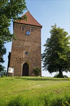 Village church Muehlen Eichsen