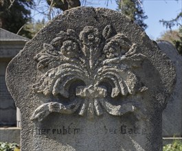 Rose relief on a Jewish gravestone