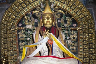 Buddha Maitreya statue
