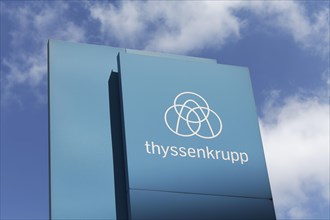 Column with logo Thyssenkrupp