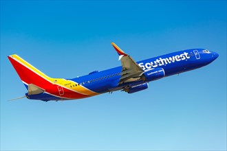 A Southwest Airlines Boeing 737-800 aircraft with registration number N8313F at Phoenix Airport