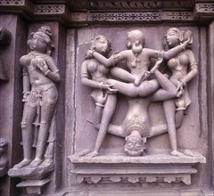 Erotic images on the exterior of the kandariya