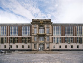 GDR State Council Building at Schlossplatz with former Portal IV of the Berlin City Palace