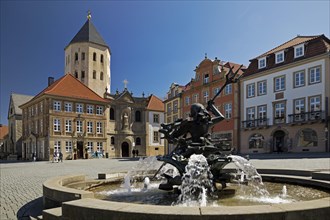Market with Gaukirche Sankt Ulrich and Neptun Fountain