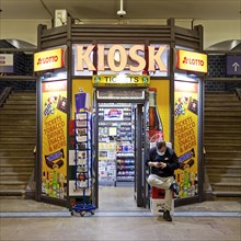 Kiosk at Hackescher Markt S-Bahn station