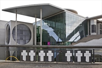 White Crosses Memorial with Marie-Elisabeth-Lueders-Haus at the Spreebogen