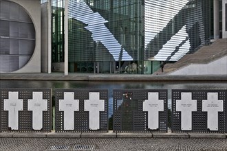 White Crosses Memorial with Marie-Elisabeth-Lueders-Haus at the Spreebogen